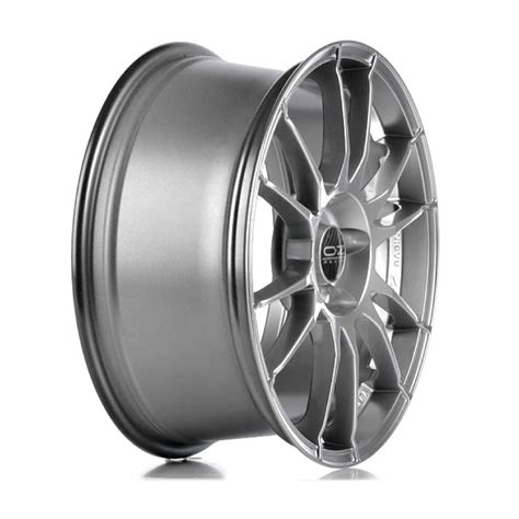 OZ Racing Ultraleggera Chrystal Titanium 15 Alloy Wheels Wheelbase