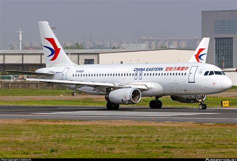 B China Eastern Airlines Airbus A Photo By Stefano R Id