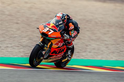 Acosta brilha e vence GP da Alemanha da Moto2 Arbolino é 2º Notícia