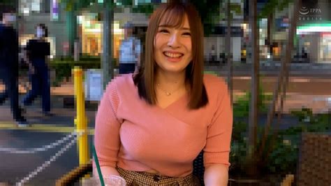 飲食店でバイトしてる、というから勝手に夜のお仕事かと思ったら焼き鳥屋さん！でもこの雰囲気！エロフェロモン出過ぎの巨乳美女と個撮テイでハメ撮りsex！ アダルト動画 ソクミル