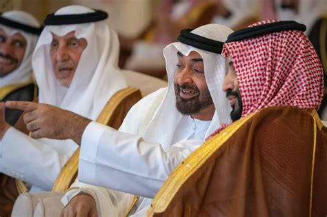 مأدبة عشاء تجمع محمد بن سلمان ومحمد بن زايد بعد اختتام فعاليات مهرجان