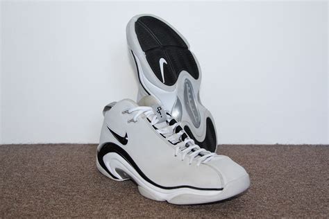 Nike Air Pippen II Retro 2006 (Neutral Grey/Black-White) | Sneakers for ...