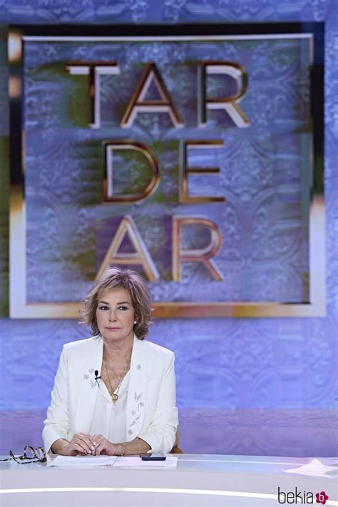 Ana Rosa Quintana Presentando El Primer Programa De Tardear Fotos