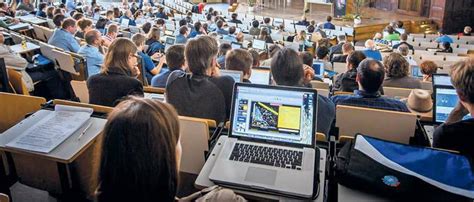 Virtuelle Hochschule Grenzen Der Digitalen Lehre