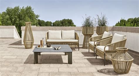 Outdoor Living Plinto Coffee Table Varaschin