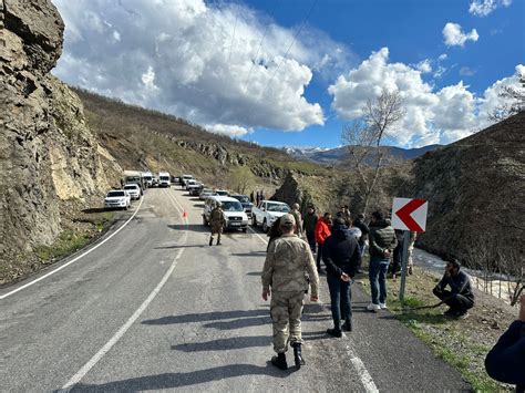 Tunceli De Munzur Ay Na Otomobil U Tu Kay P