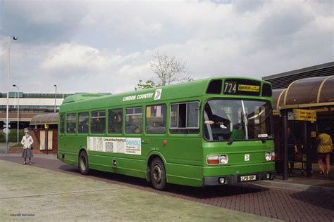 London Country Leyland National Snb191 Lpb191p A Photo On Flickriver