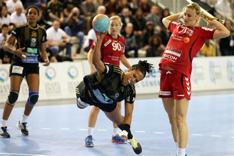 Bleues De L Hexagone Issy Paris Se Positionne Ffhandball