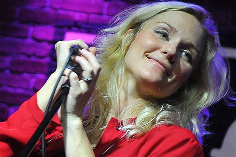 Катя Гордон показала первое фото новорожденного сына - 24СМИ