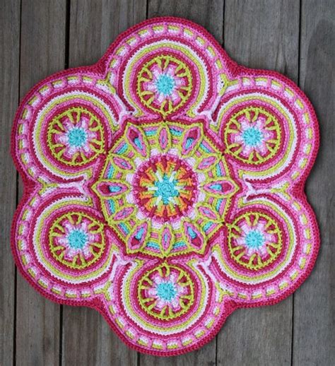 25 Stunning Crochet Mandala Patterns You Will Want To Make Uncinetto