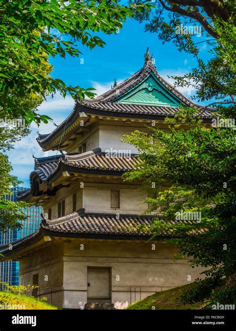 Imperial Palace East Gardens in Tokyo Stock Photo - Alamy