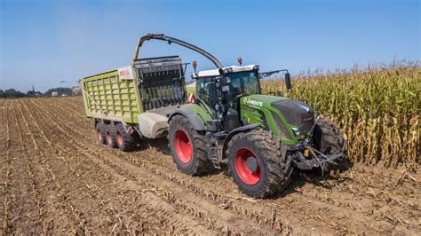 Claas Claas Jaguar Terra Trac Met De Nieuwe Claas Orbis