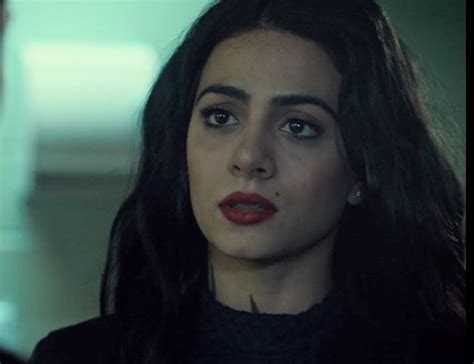 Shadowhunters Screencaps Isabelle Lightwood Tv Characters Mortal