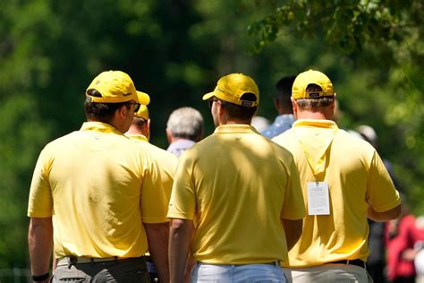 Yellow Out What Do The Yellow Ribbons At The Memorial Tournament