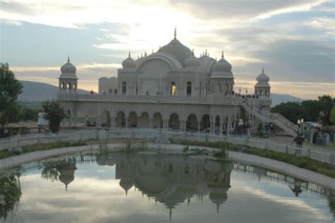 Sri Sri Radha Krishna Temple