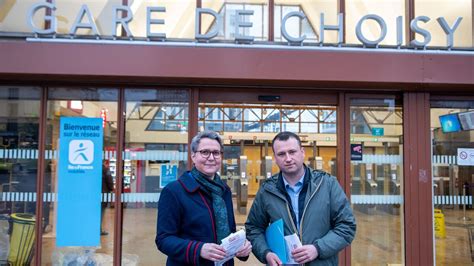 Choisy Le Roi Pas De Nouvelles Rames De Rer C Avant Les Usagers