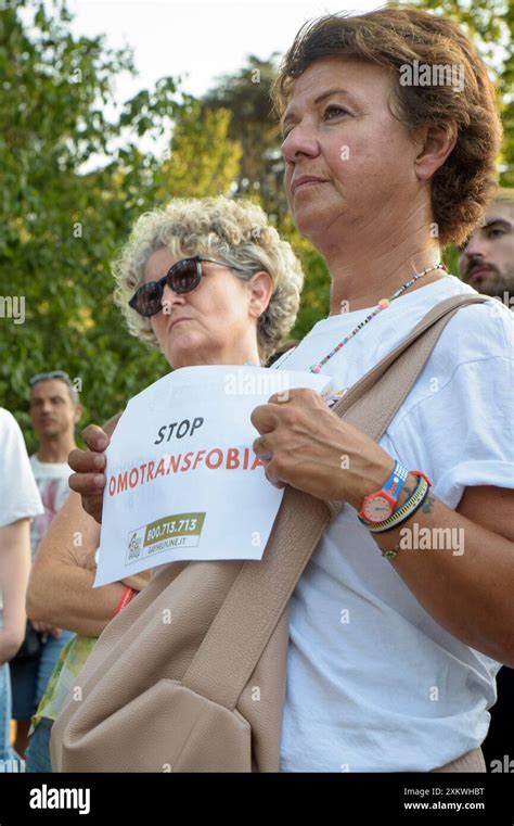 Gay boy Fotos und Bildmaterial in hoher Auflösung Alamy