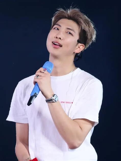7 Biodata Member BTS Dan Fakta Menariknya Army Wajib Tahu Page 6 Hot Liputan6