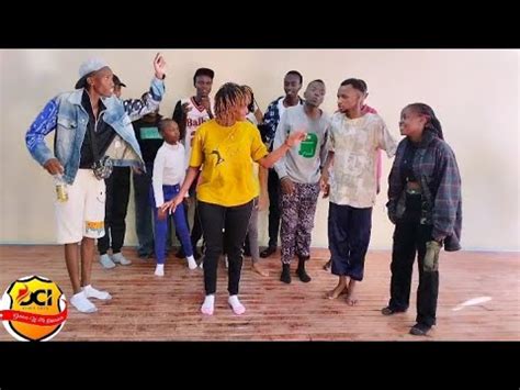 Kizz Daniel ft Davido - Twe Twe (dance video) Dc by Ijoh/Dci. - YouTube