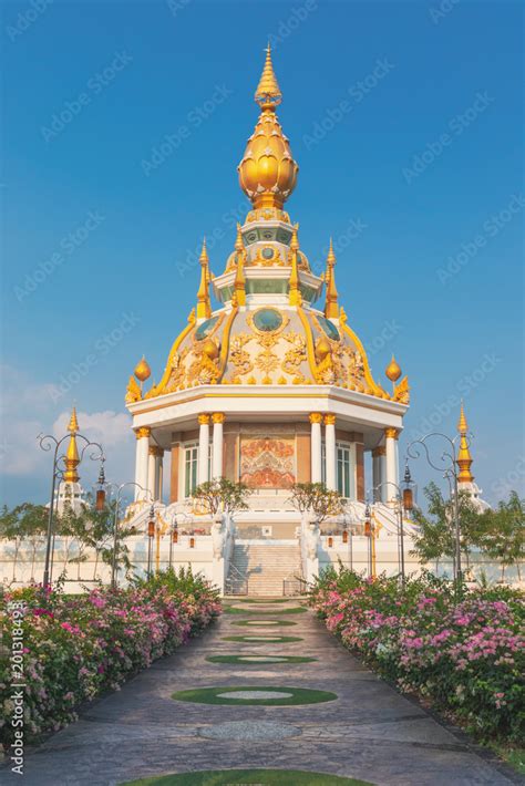 The Great Jewel Chedi Of The Three Worlds Thai Name Wat Toong Setthi