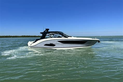 Sea Ray 370 Sundancer Outboard 2023 | HMY Yachts