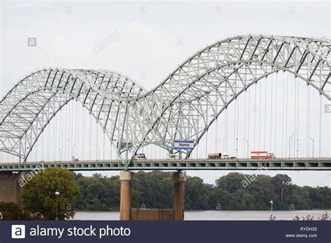 Hernando De Soto Bridge Memphis Tennessee Stock Photo Alamy