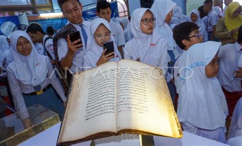 Pameran Keliling Museum Ranggawarsita Antara Foto