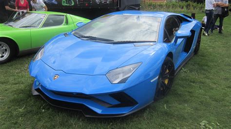 Lamborghini Aventador (Blue) by BASEDCUBE95 on DeviantArt