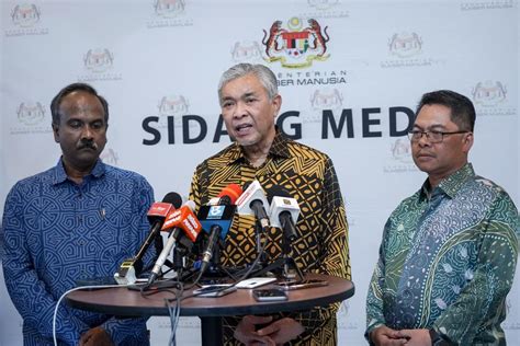 Ahmad Zahid Dakwa ADUN PN Mahu Sertai Kerajaan BN PH Di Pahang Kosmo