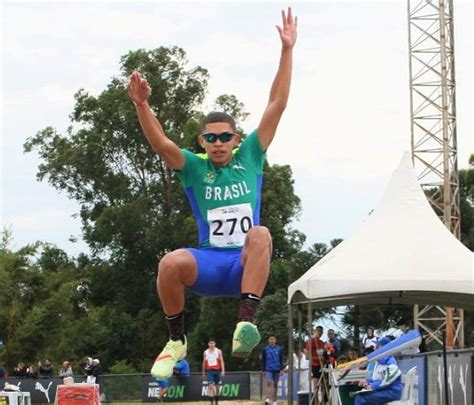 Atleta Da Abda No Salto Em Dist Ncia No