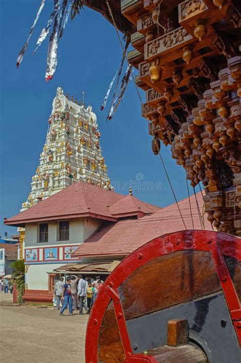 Houten Rath Chariot Out Side Krishna Tempel Shree Shiroor Mutt Udupi