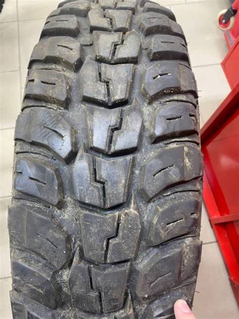 Kumho Road Venture KL71 LT235 85R16 Шины во Владивостоке