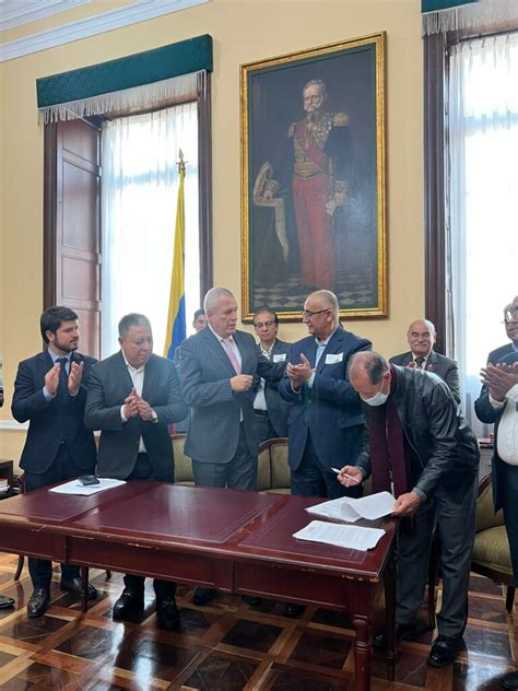 Analfe radica en el Senado proyecto de ley Gestión Solidaria EMPRESAS