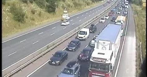 M4 crash latest amid lane closure and delays - live - Gloucestershire Live