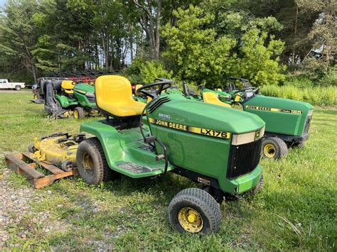 1998 John Deere Lx176 Lawn And Garden Tractors Machinefinder