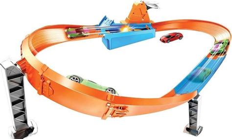 Hot Wheels Mattel Oyuncak Araba ve Araba Setleri Şampiyonluk Parkuru GBF81 GJM75 idefix