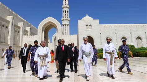 In Pictures President Of Zanzibar Visits Sultan Qaboos Grand Mosque