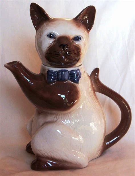 Pussyfoot Siamese Cat Teapot By Tony Wood Studios Cat Teapot Siamese