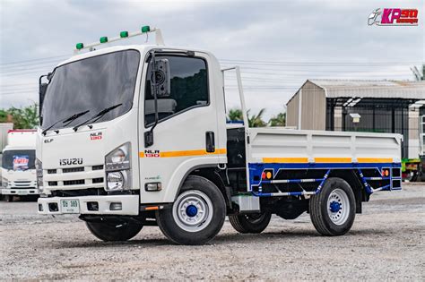 Isuzu Nlr Truck Hand