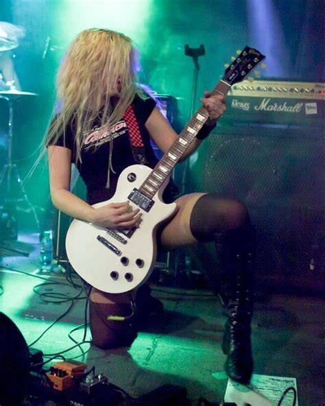 Emily Ruvidich Rocker Girl Ladies Of Metal Metal Girl Female Guitarist Female Musicians