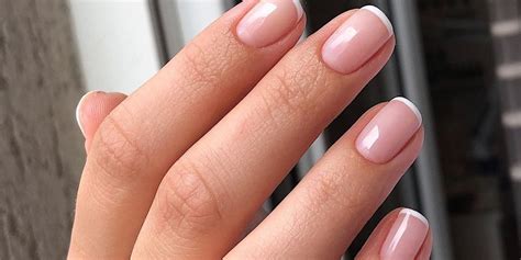 Manicura Francesa Micro La Tendencia Para Uñas Cortas