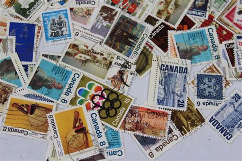 Lot Of Canadian Postage Stamps, Used (100+)