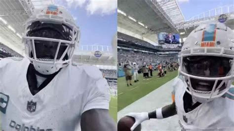 WATCH: Dolphins WR Tyreek Hill takes a selfie while doing a backflip ...