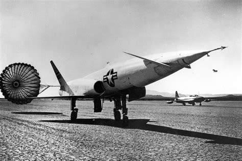 Designed To Be Fast And Deadly The Xf 108 Rapier Was Shot Down Before