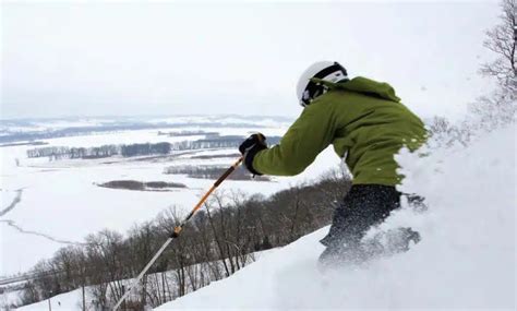 Winter Activities in Galena Illinois - Hawk Valley Retreat and Cottages