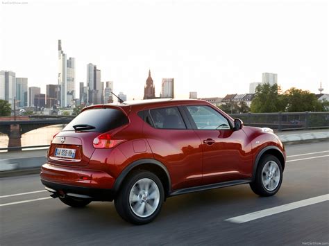 Nissan Juke (2011) - picture 37 of 112 - 1024x768