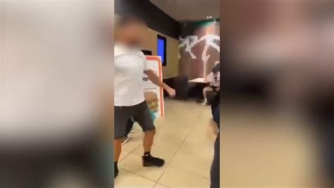 Mcdonalds Customers Shellshocked As Brawl Erupts In Restaurant