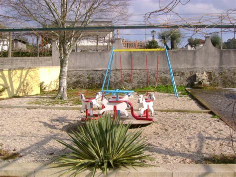 Parque Infantil Do Carvalhal Ponte De Lima All About Portugal