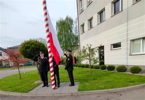 Uroczysta Zmiana S U By Z Okazji Dnia Flagi Rzeczypospolitej Polskiej