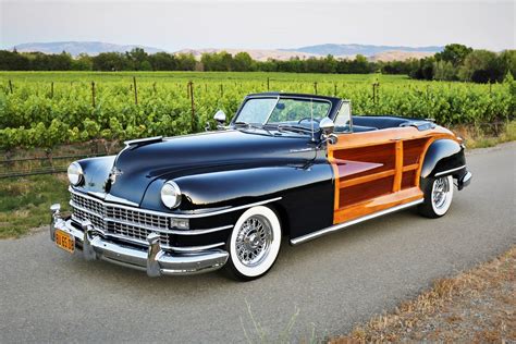 1948 HEMI POWERED CHRYSLER TOWN COUNTRY WOODY CONVERTIBLE CLASSIC